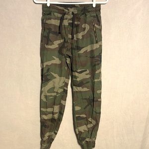 Tna camo joggers